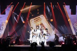 ราชาแห่งเค-ป็อป EXO (เอ็กซ์โซ) ครองบัลลังก์แห่งความสำเร็จ กับ SOLD OUT คอนเสิร์ตครั้งที่ 6 รวมพลังเป็นหนึ่งเดียวใน "EXO PLANET #6 - EXhOrizon in BANGKOK" พร้อมผู้ร่วมงานกว่า 22,000 คน